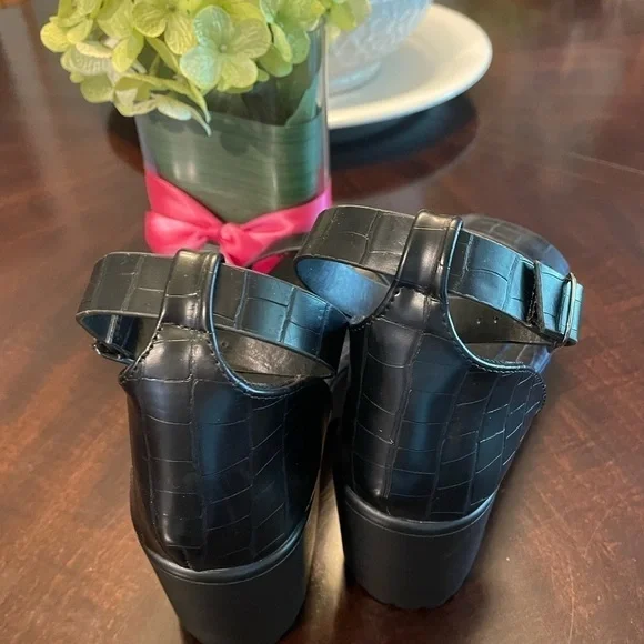 Black Platform Qupid Shoes Sz 8 - Picture 4 of 5